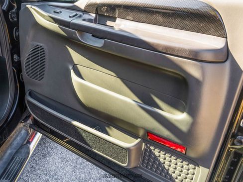 Used 2005 Ford F350 Harley-Davidson image 78