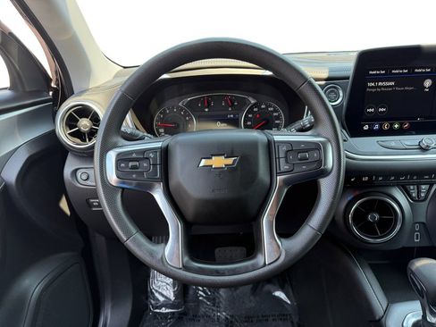 Used 2026 Chevrolet Blazer LT FWD image 12