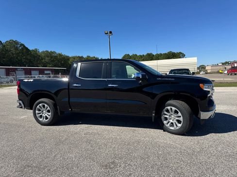 New 2025 Chevrolet Silverado 1500 LTZ image 9