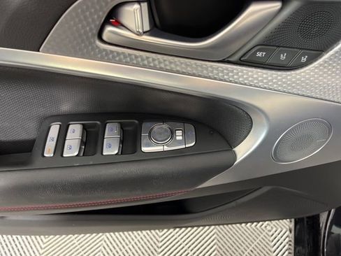 Used 2023 Genesis G70 3.3T w/ Sport Advanced Package image 32