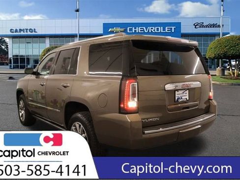 Used 2016 GMC Yukon Denali w/ Open Road Package image 9