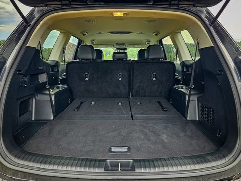 Used 2022 Kia Telluride LX AWD/4WD image 35