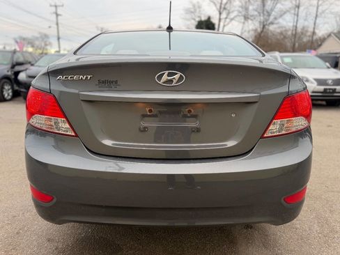Used 2012 Hyundai Accent GLS image 8