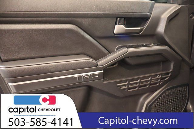 Used 2024 Toyota Tacoma TRD Sport w/ TRD Sport Premium Package AWD/4WD image 11