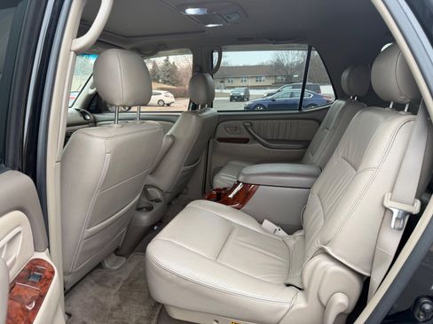Used 2006 Toyota Sequoia Limited image 8