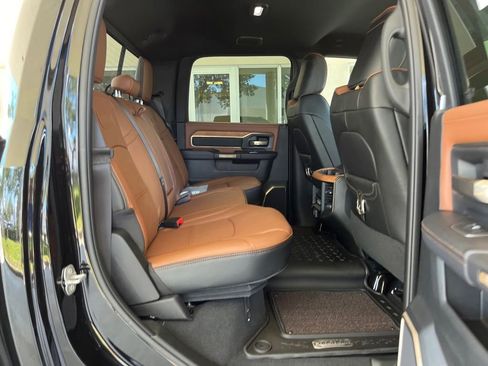 New 2024 RAM 2500 Limited image 30