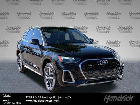 Used 2023 Audi Q5 2.0T Premium w/ Convenience Package image 1