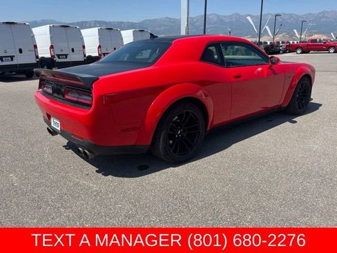 Used 2022 Dodge Challenger R/T Scat Pack RWD image 3