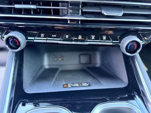 New 2026 Chevrolet Traverse Z71 w/ Enhanced Driving Package image 18