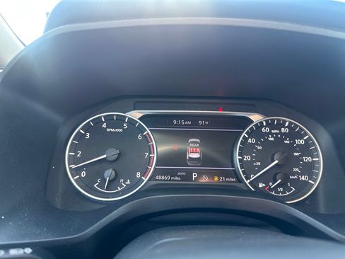 Certified 2025 Nissan Rogue SV AWD/4WD image 39