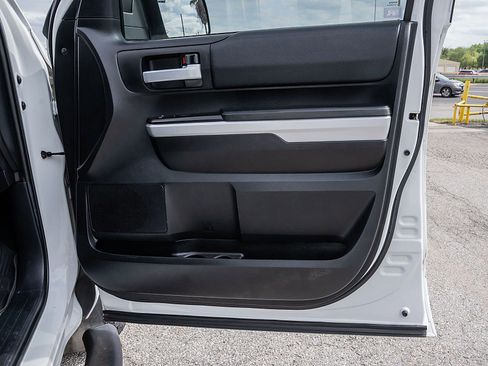 Used 2021 Toyota Tundra SR5 RWD image 12