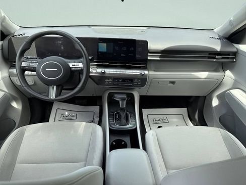 Used 2024 Hyundai Kona SEL FWD image 19