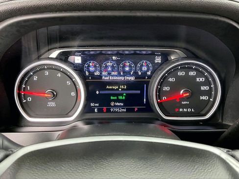 Used 2022 Chevrolet Silverado 1500 High Country w/ Technology Package image 21