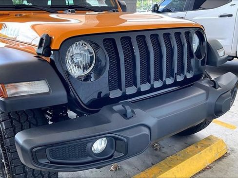 Used 2021 Jeep Wrangler Unlimited Sport AWD/4WD image 27