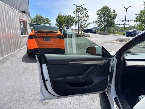 Used 2023 Tesla Model 3 Standard Range RWD image 15