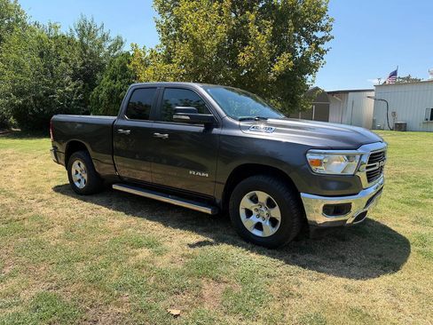 Used 2019 RAM 1500 Big Horn AWD/4WD image 5
