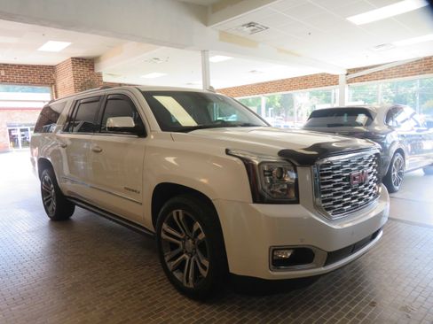 Used 2018 GMC Yukon XL Denali w/ Denali Ultimate Package AWD/4WD image 73