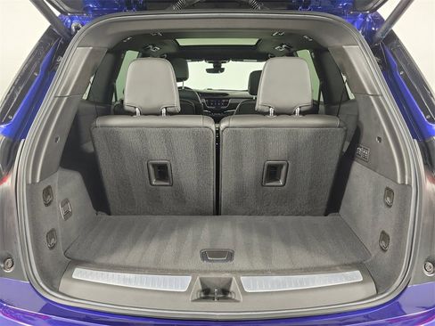 Certified 2023 Cadillac XT6 Premium Luxury w/ Technology Package image 8