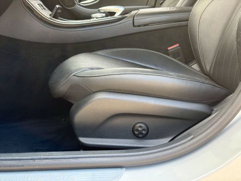 Used 2020 Mercedes-Benz E 350 Sedan w/ Parking Assistance Package image 15