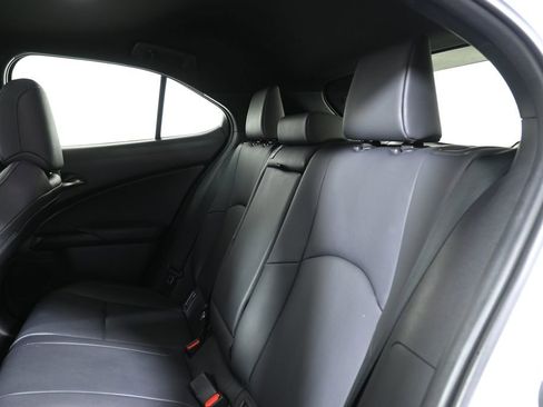 Used 2024 Lexus UX 250h AWD w/ Premium Package image 4