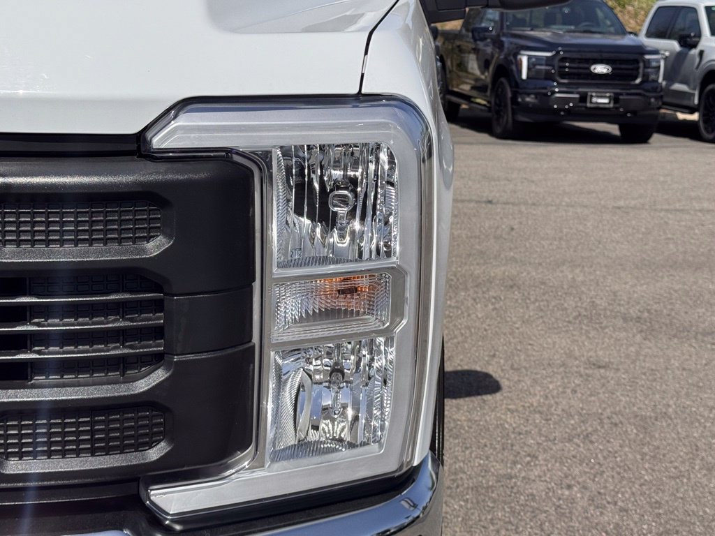 Used 2024 Ford F350 XL w/ XL Chrome Package RWD image 8