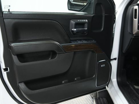 Used 2018 GMC Sierra 1500 Denali w/ Denali Ultimate Package image 24