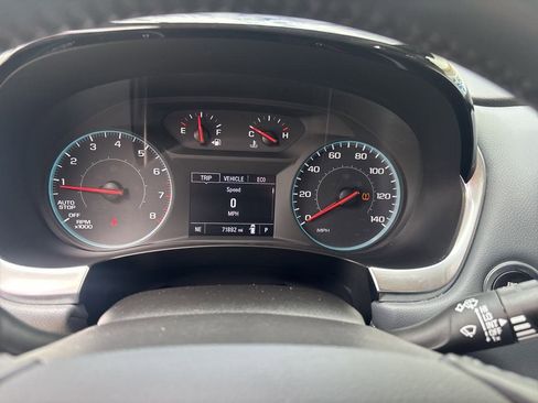 Used 2021 Chevrolet Traverse LT w/ LPO, Cargo Package image 17