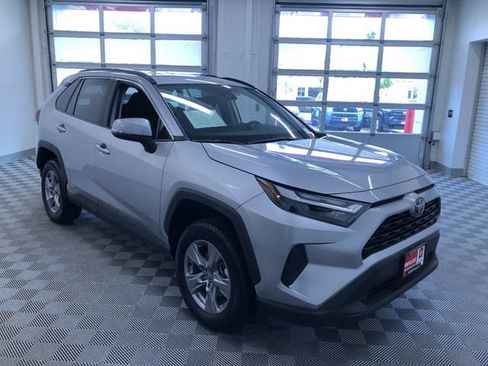 Certified 2025 Toyota RAV4 XLE AWD/4WD image 36