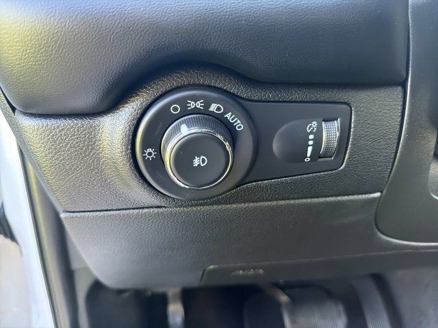 Used 2023 Dodge Durango R/T AWD/4WD image 17