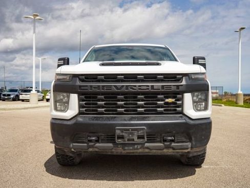 Used 2021 Chevrolet Silverado 2500 W/T w/ WT Convenience Package AWD/4WD image 2