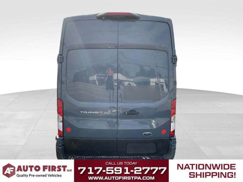 Used 2020 Ford Transit 250 148 High Roof Extended RWD image 4