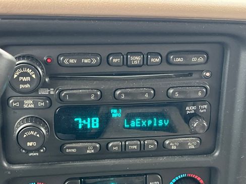 Used 2005 Chevrolet Silverado 1500 LT w/ Light Duty Power Package image 18