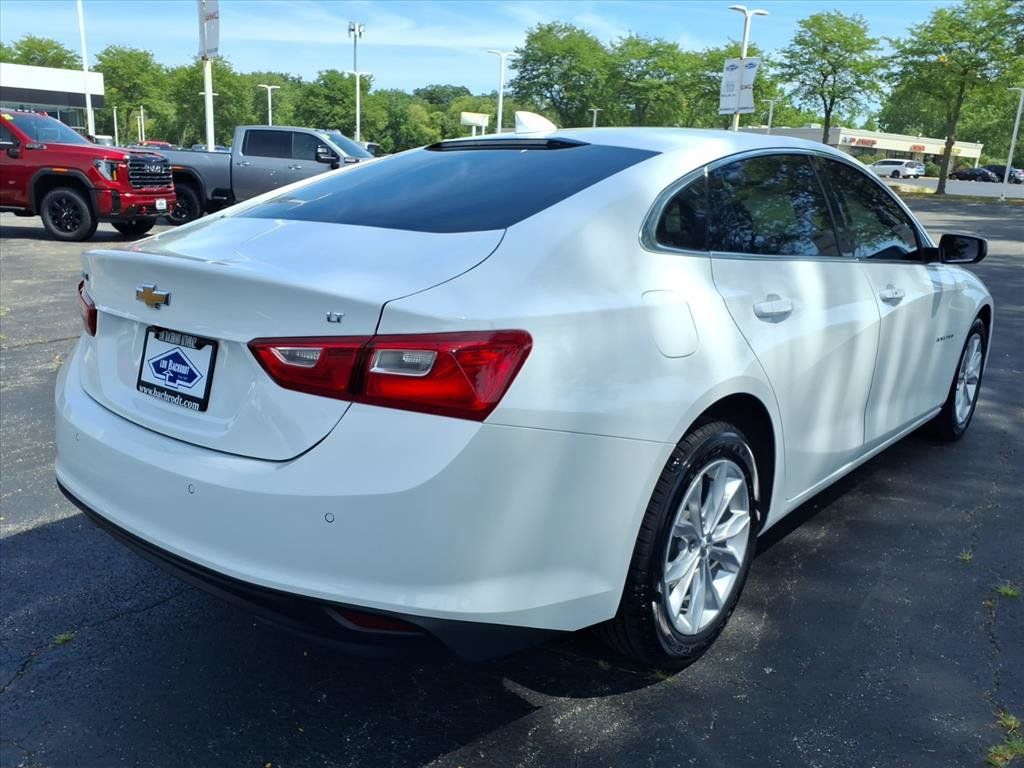 Used 2025 Chevrolet Malibu LT FWD image 7