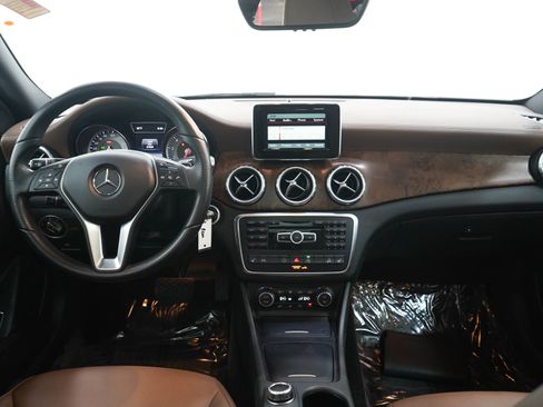 Used 2015 Mercedes-Benz GLA 250 4MATIC image 14