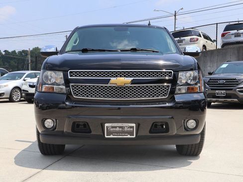 Used 2012 Chevrolet Suburban LTZ RWD image 10