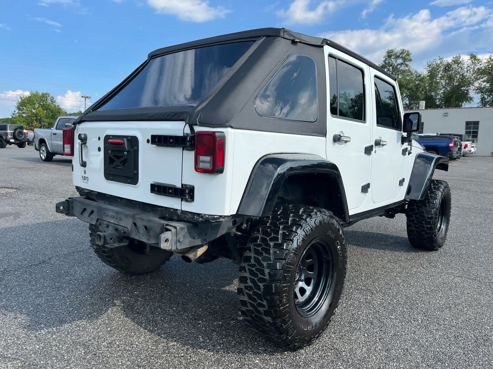 Used 2016 Jeep Wrangler Unlimited Sport w/ Quick Order Package 23S AWD/4WD image 3