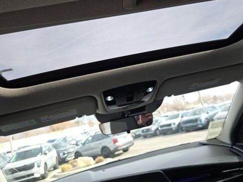 Used 2023 Kia Niro EX Touring image 26