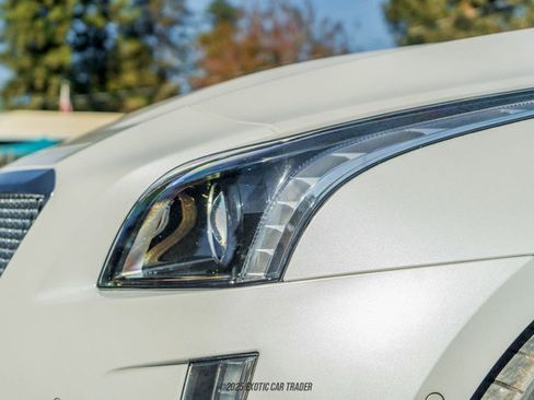 Used 2018 Cadillac CTS V w/ Luxury Package image 81