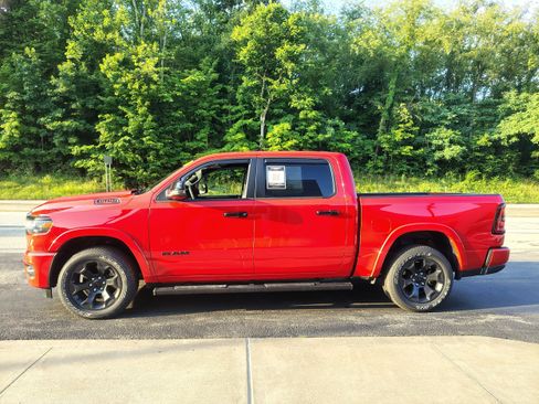 Certified 2025 RAM 1500 Big Horn AWD/4WD image 7