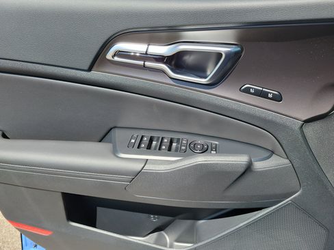 New 2026 Kia Sportage SX FWD image 19