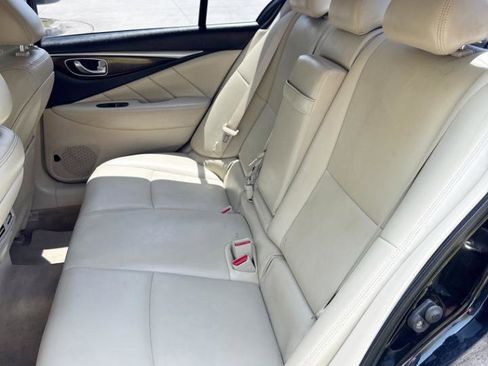Used 2018 INFINITI Q50 Luxe w/ Essential Package (3.0T Luxe) RWD image 15