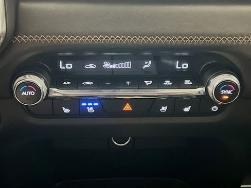 Used 2025 MAZDA CX-50 AWD 2.5 S w/ Cargo Package image 11