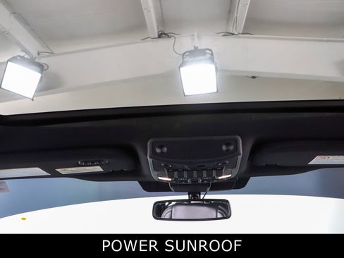 Used 2022 Ford F250 Lariat w/ Tremor Off-Road Package image 23