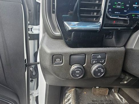 Used 2024 Chevrolet Silverado 1500 LT w/ Protection Package RWD image 21