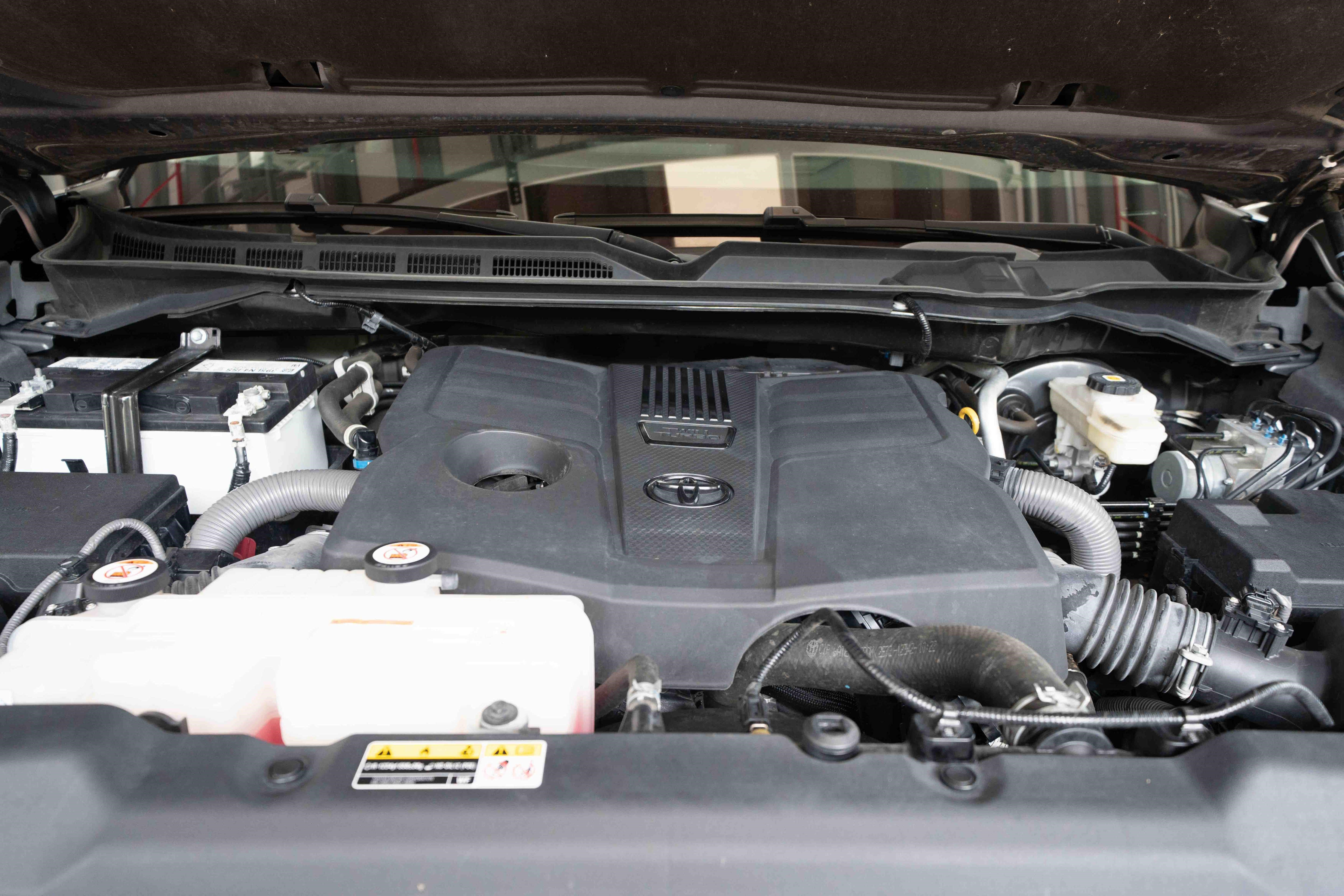 Used 2023 Toyota Tundra SR5 w/ SR5 Convenience Package AWD/4WD image 30