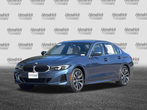 Used 2025 BMW 330i Sedan w/ Premium Package RWD image 9