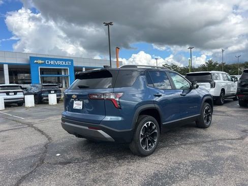 New 2026 Chevrolet Equinox LT w/ Convenience Package II image 3