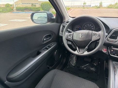 Certified 2018 Honda HR-V EX image 23