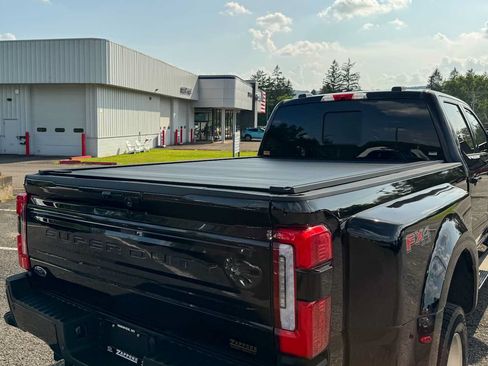 Used 2026 Ford F450 Platinum w/ FX4 Off-Road Package AWD/4WD image 12