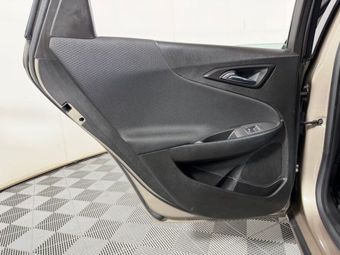 Used 2023 Chevrolet Malibu LT FWD image 23